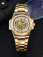 WHITE GOLD